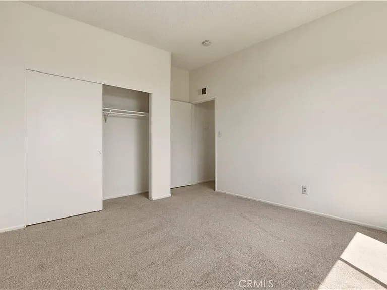 17312 Chatsworth St #L — Photo 11