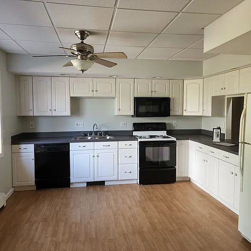 14-16 Hanover St #16B Photo 1