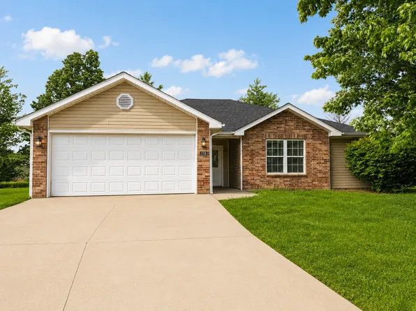 1705 Citadel Dr, Columbia, MO 65202