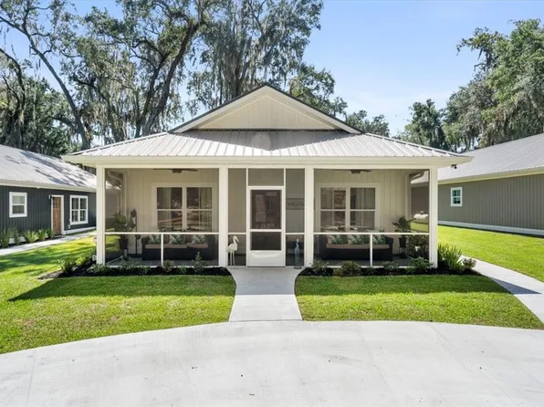 1124 Fishermans Lodge Rd NE, Townsend, GA 31331