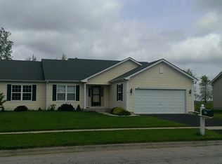 317 Heatherfield Ln, Dekalb, IL 60115