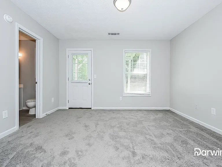 55 Shenandoah Ct — Photo 12
