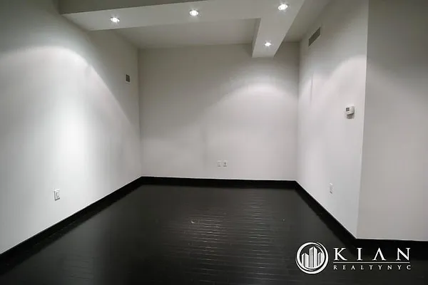 Sold by Kian Realty | media 5