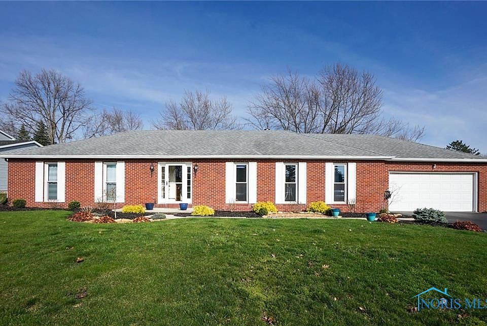 1st image of 2412 Foxbury Ln