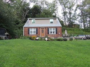 365 Ridgemont Dr, Midland, PA 15059