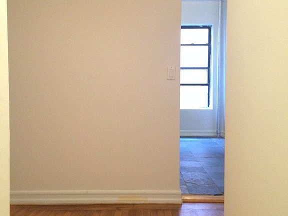 2nd image of 358 Saint Johns Pl APT 2H