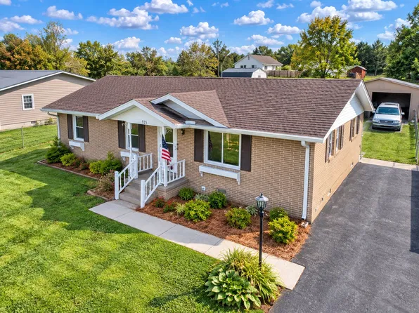 925 Old McMinnville Rd, Woodbury, TN 37190