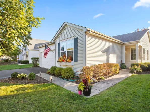 16216 Goose Lake Dr, Crest Hill, IL 60403