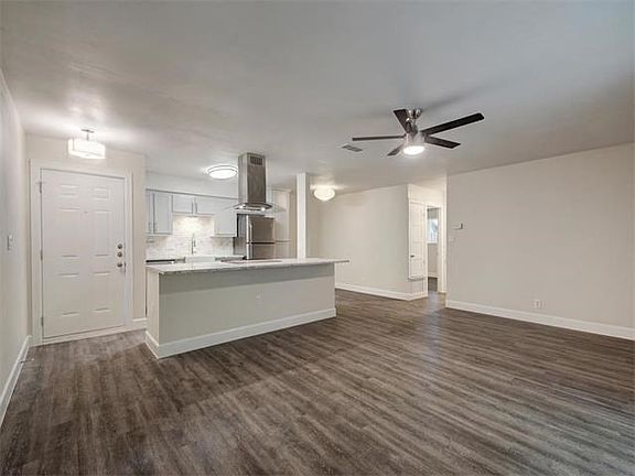 4th image of 5701 Cherry Park #B