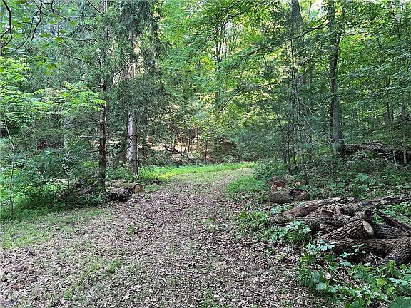 2nd image of 9000 N County Road 450 W