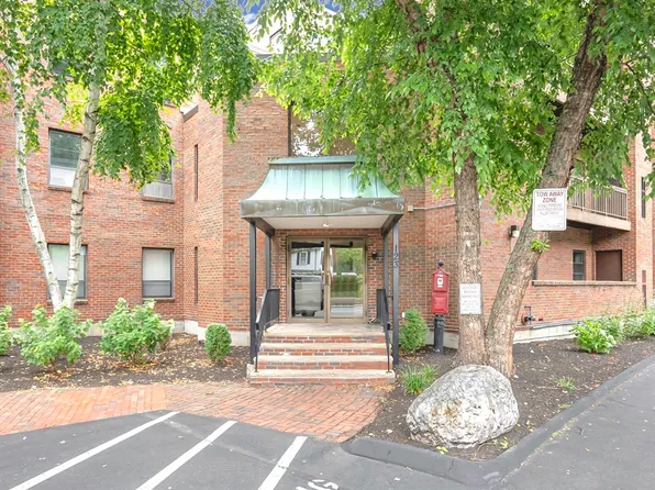 123 Elm St APT B-11, Quincy, MA 02169