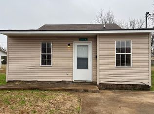 2102B Clark St, Jonesboro, AR 72401