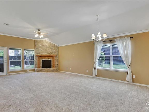 3rd image of 1103 Destiny Ct