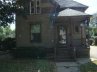 609 W Main St, West Dundee, IL 60118