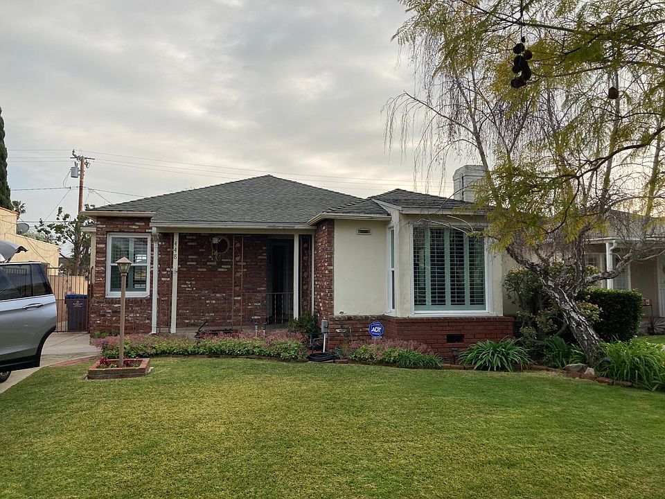 1st image of 448 W 64th Pl
