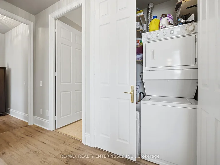 35 Kingsbridge Garden Cir #3301 — Photo 23