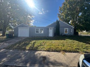 4216 N Ashton Ave, Peoria, IL 61614