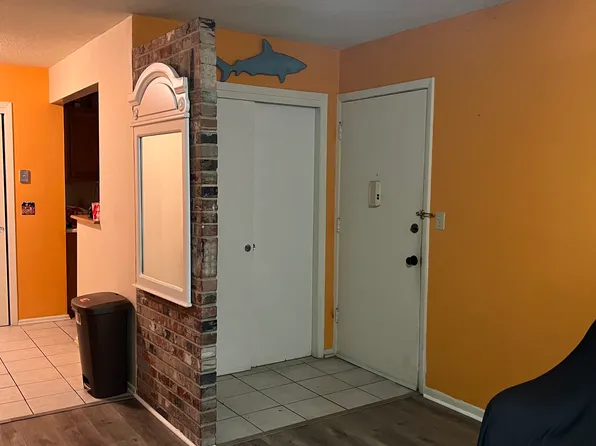 1700 SW 16th Ct APT M8, Gainesville, FL 32608