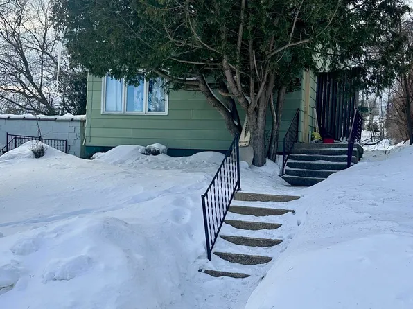 1019 N 8th Ave, Iron River, MI 49935