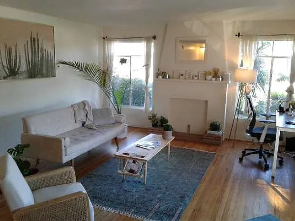 2 bed, 1000 sqft, $3,850 — Photo 2