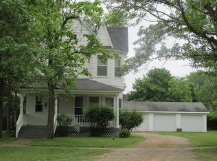 142 Main St, Almond, WI 54909