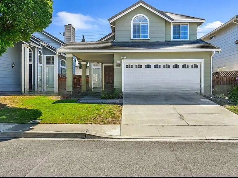 34193 Finnigan Ter — Photo 2