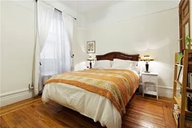 Rented by Raz Realty