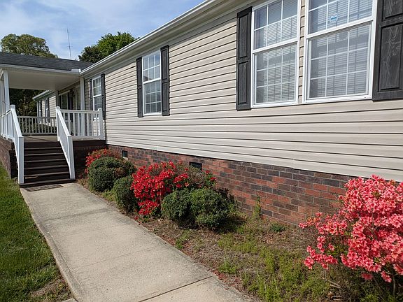 3rd image of 338 Weathers Creek Rd
