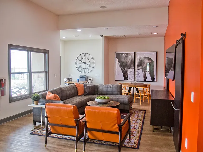 The Manor Homes of Eagle Glen — Photo 20