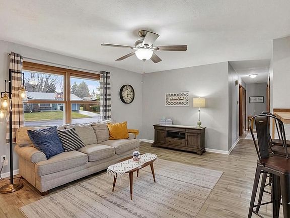 2nd image of 209 Midvale Drive