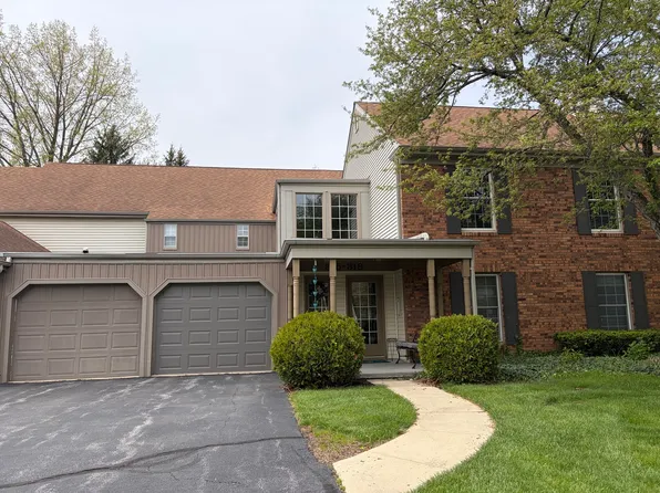 318 Dunham Place Cmns #318, Saint Charles, IL 60174