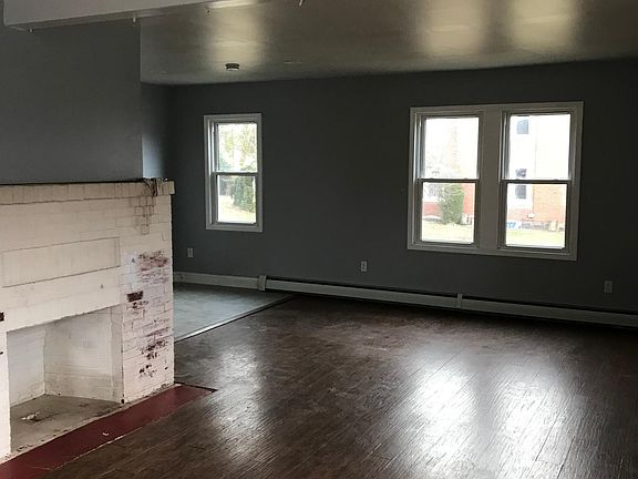 Blended Dining / Living Area