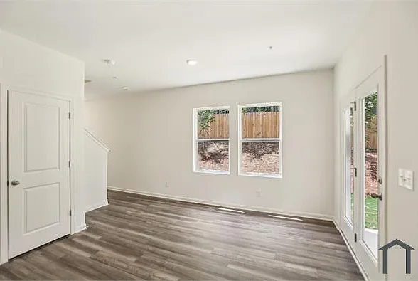 2574 Grey Hawk Dr — Photo 13