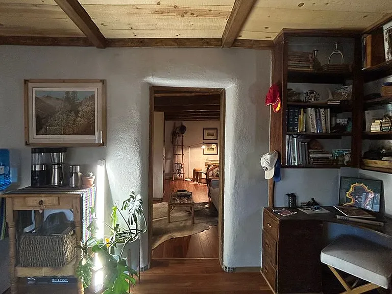 945 Agua Fria St #B — Photo 7