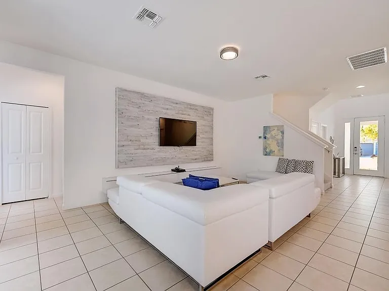 4511 Monado Dr — Photo 13