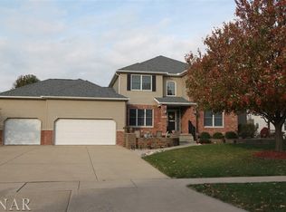 2108 Currant Ct, Bloomington, IL