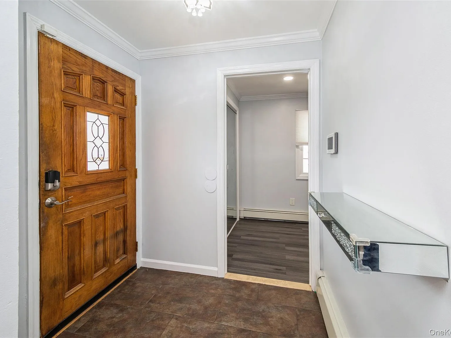 4 bed, 2.0 bath, 1700 sqft, $4,995 — Photo 2