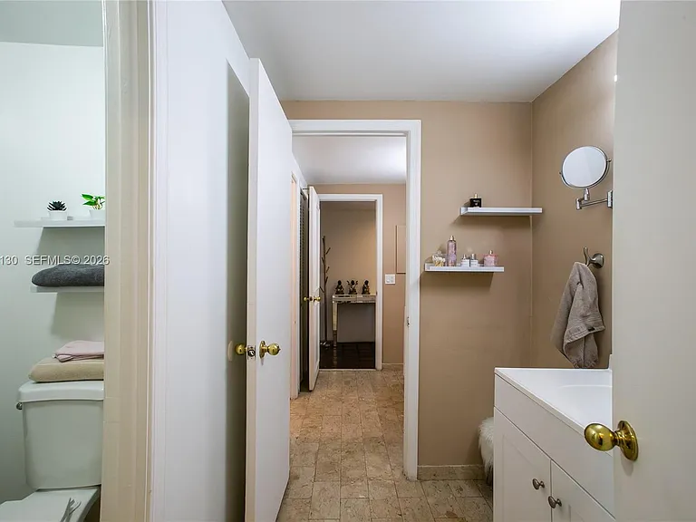 1800 NE 114th St #1207 — Photo 10