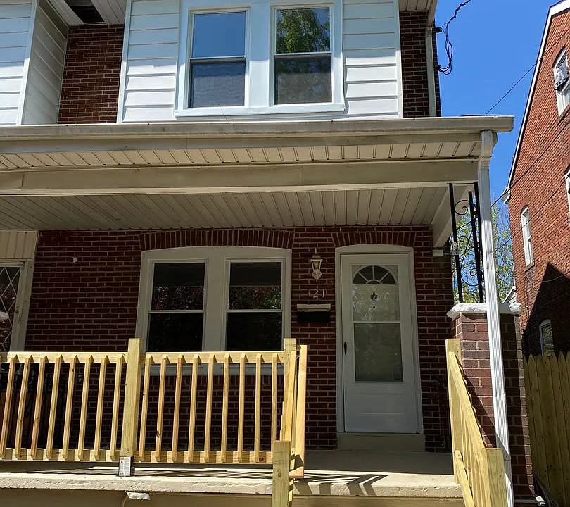 121 Columbus Ave
