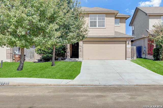 5 bed, 2.5 bath, 2544 sqft, $2,400 — Photo 1