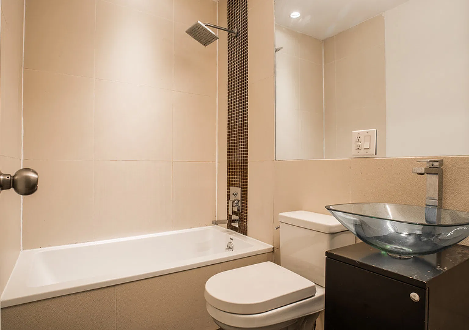 30 Claver Place — Photo 2