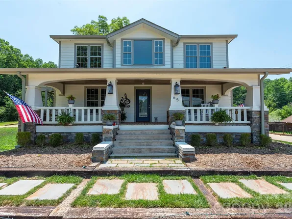 65 Walnut St, Marion, NC 28752