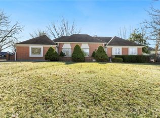3501 NE Shady Lane Dr, Gladstone, MO 64119