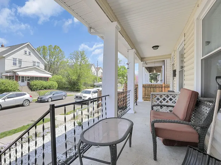287 E Woodrow Ave — Photo 3