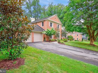 9316 Winterset Dr, Rockville, MD 20854