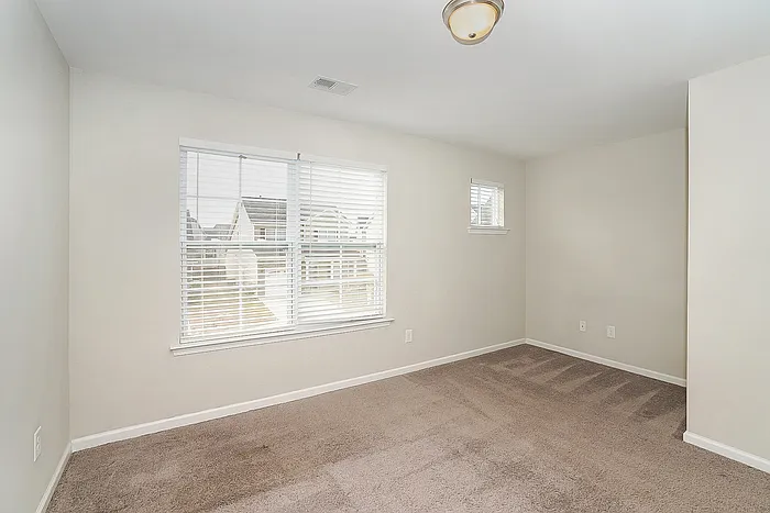 142 Jeremiah Rd — Photo 13