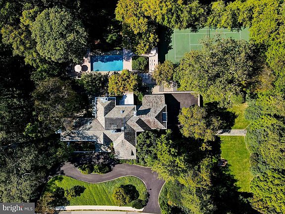 2nd image of 21 Blythewood Rd