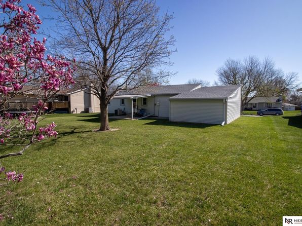 435 N F St, Milford, NE 68405