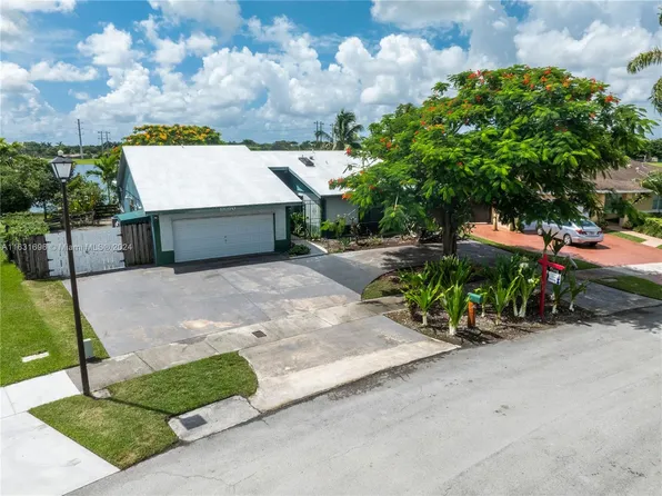 13320 SW 82nd St, Miami, FL 33183