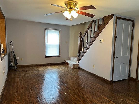 4th image of 1092 N Trimble Rd